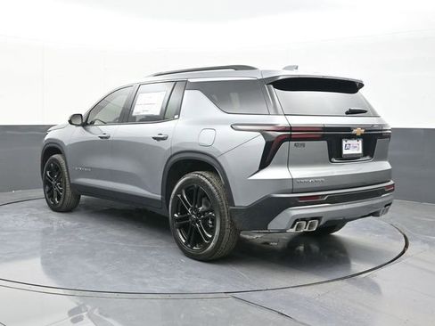 New 2026 Chevrolet Traverse LT w/ LPO, Floor Liner Package image 9