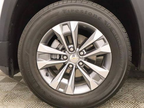 Used 2025 Chevrolet Equinox LT w/ Convenience Package II FWD image 22