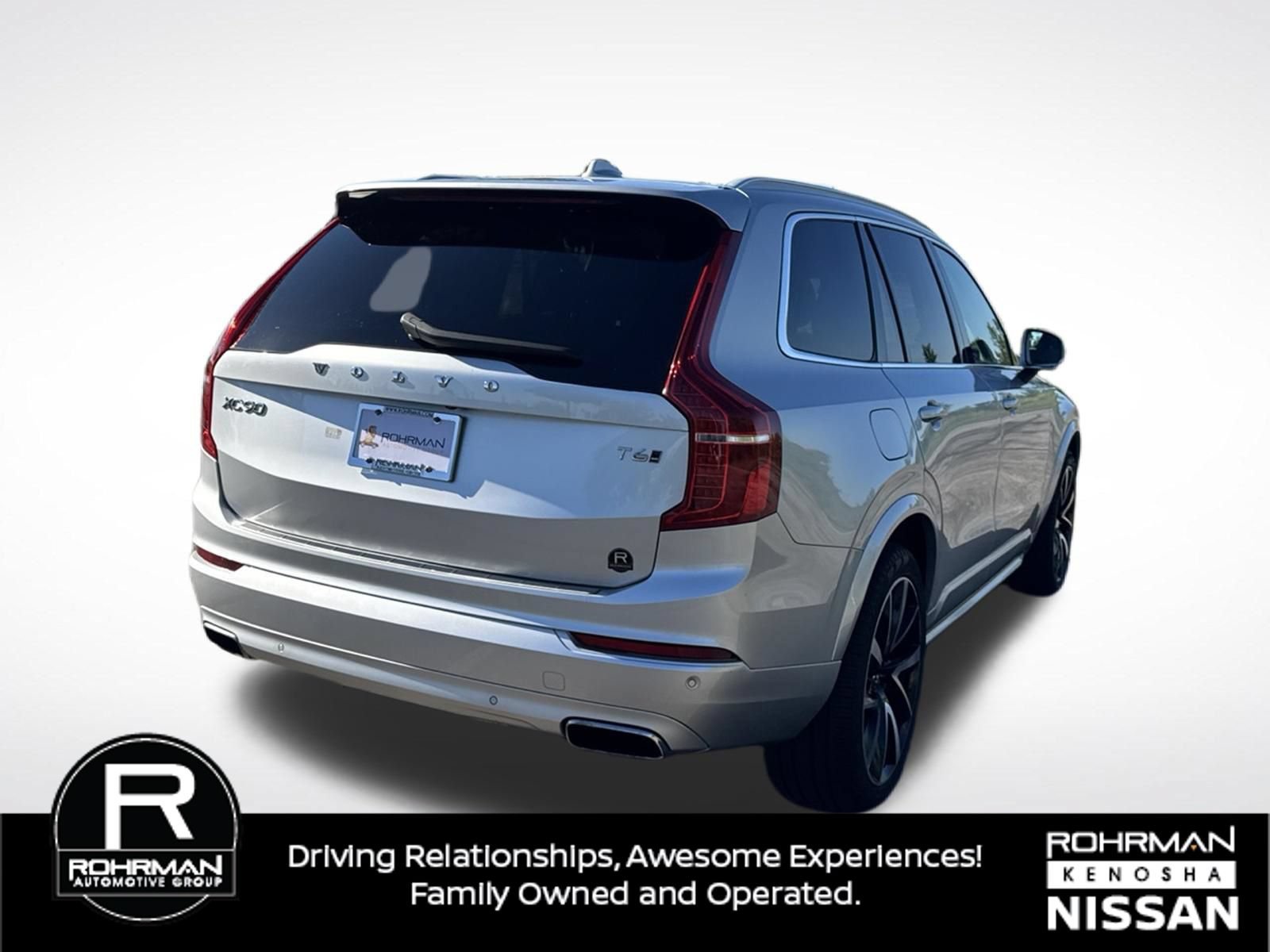 Used 2021 Volvo XC90 T6 Momentum w/ Protection Package Premier AWD/4WD image 7