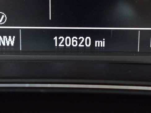 Used 2017 Chevrolet Cruze LS image 27