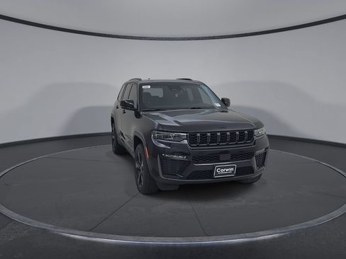 New 2026 Jeep Grand Cherokee Limited w/ Limited Altitude Package AWD/4WD image 4