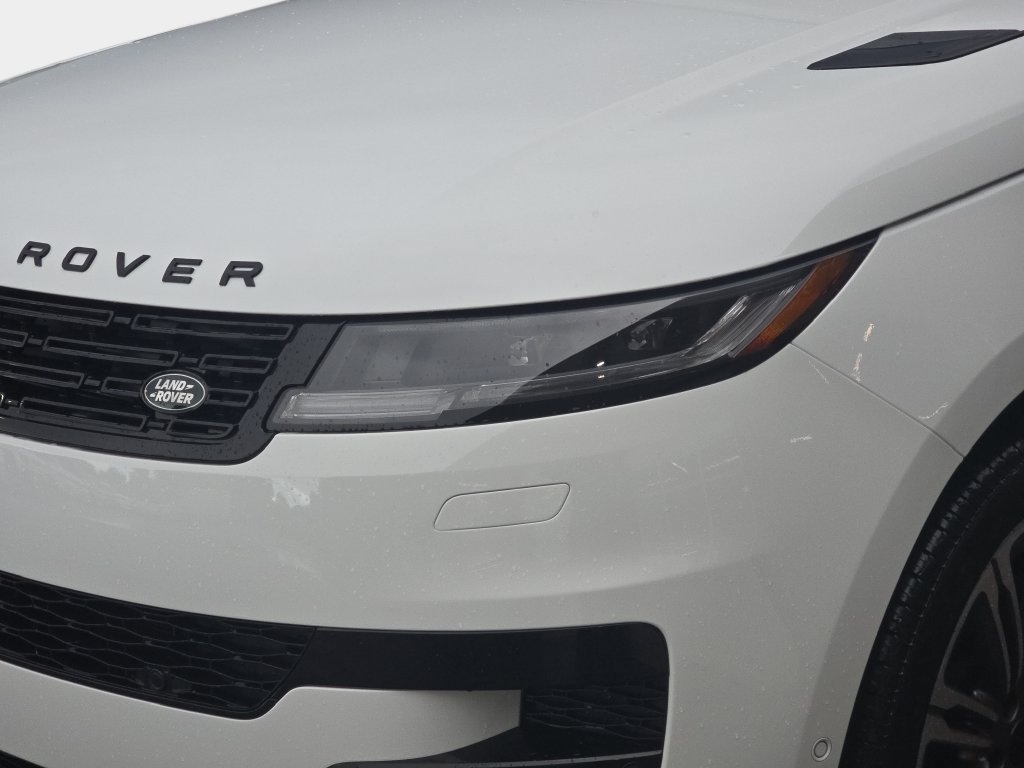 New 2027 Land Rover Range Rover Sport SE AWD/4WD image 21