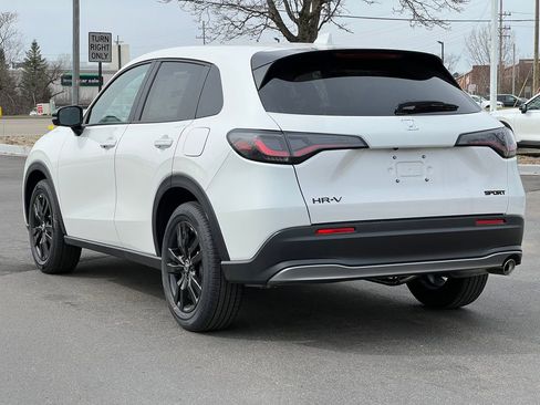 New 2026 Honda HR-V Sport image 42