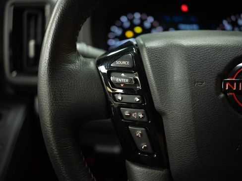 Used 2026 Nissan Frontier PRO-4X AWD/4WD image 27