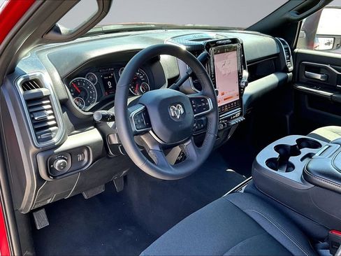 Certified 2026 RAM 2500 Big Horn AWD/4WD image 4