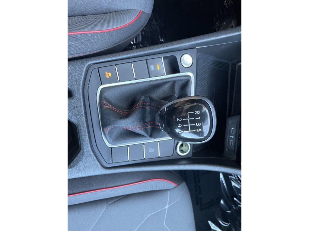 Used 2024 Volkswagen Jetta GLI 40th Anniversary Edition FWD image 53