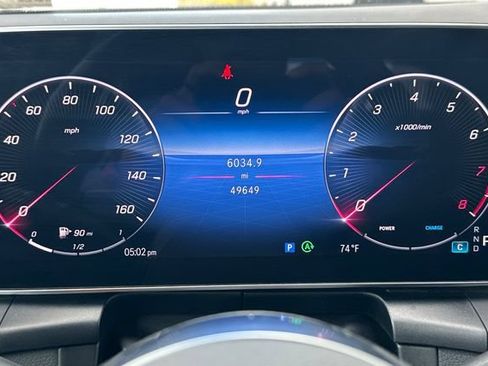 Used 2024 Mercedes-Benz GLC 300 image 29