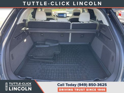 Certified 2023 Lincoln Nautilus Black Label w/ Class II Trailer Tow Package AWD/4WD image 31