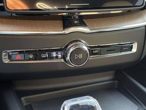 New 2026 Volvo XC60 T8 Core w/ Climate Package AWD/4WD image 19