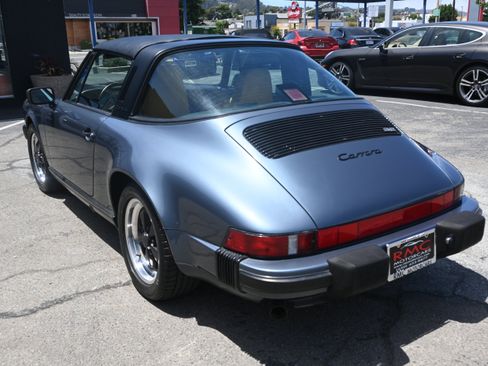 Used 1987 Porsche 911 Carrera RWD image 12