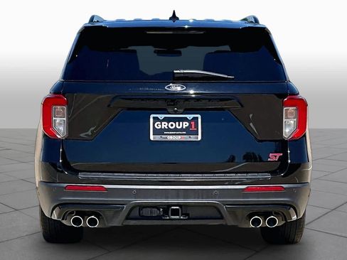 Used 2020 Ford Explorer ST w/ Premium Technology Package AWD/4WD image 5
