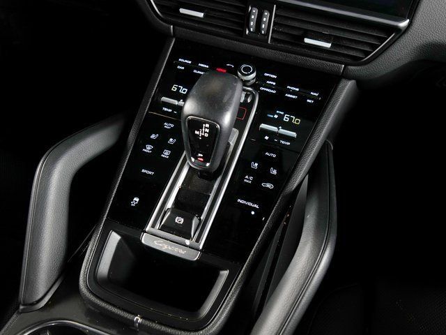 Certified 2023 Porsche Cayenne AWD/4WD image 16