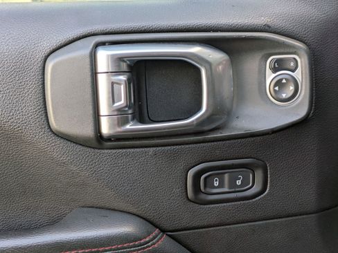 Used 2019 Jeep Wrangler Unlimited Rubicon image 10