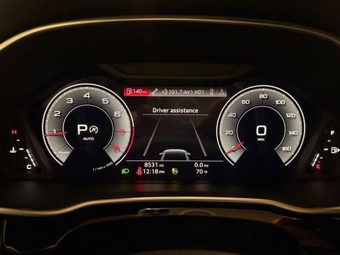 Used 2024 Audi Q3 2.0T Premium Plus image 18