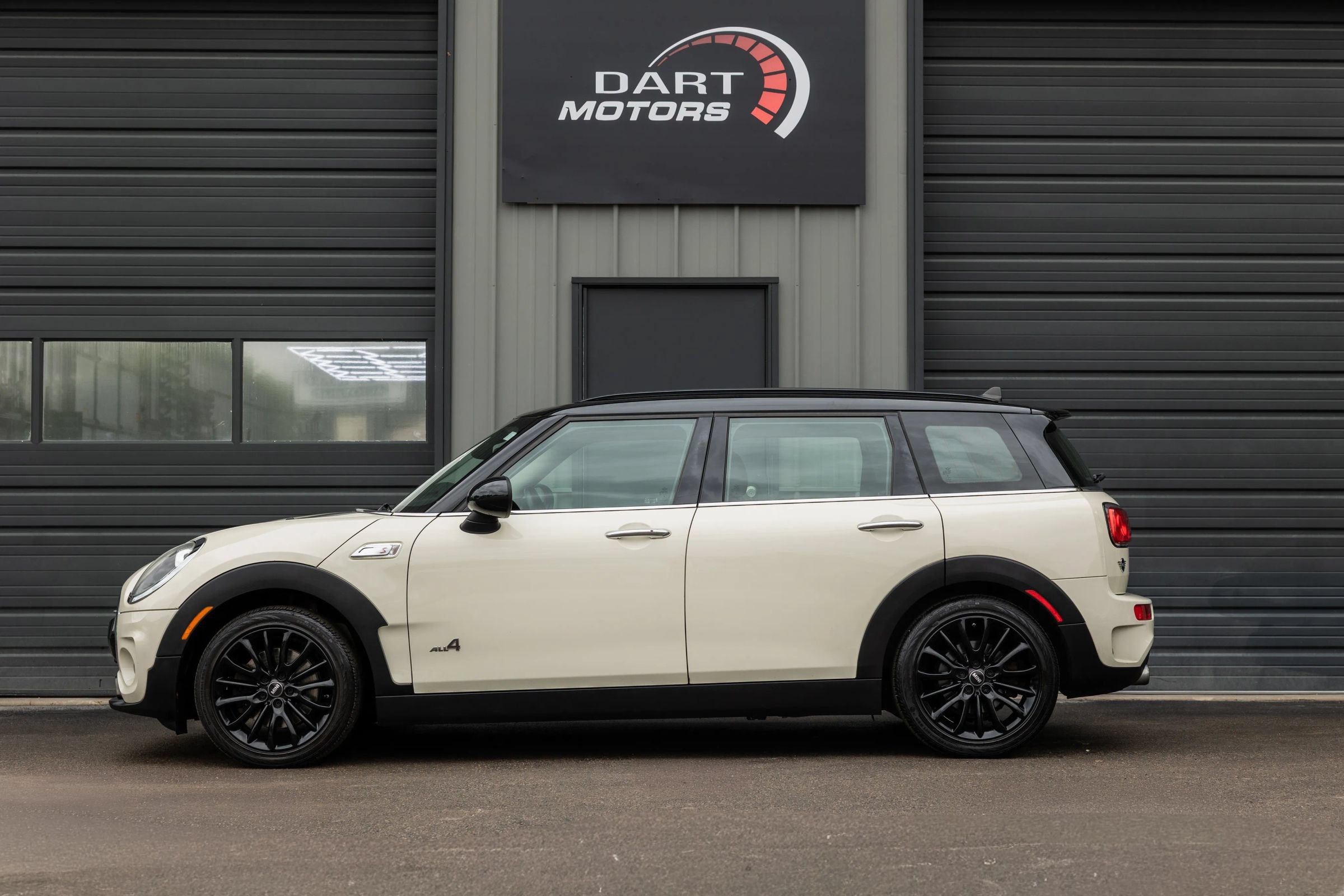 Used 2019 MINI Cooper Clubman S AWD/4WD image 4