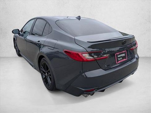 Used 2026 Toyota Camry SE FWD image 8