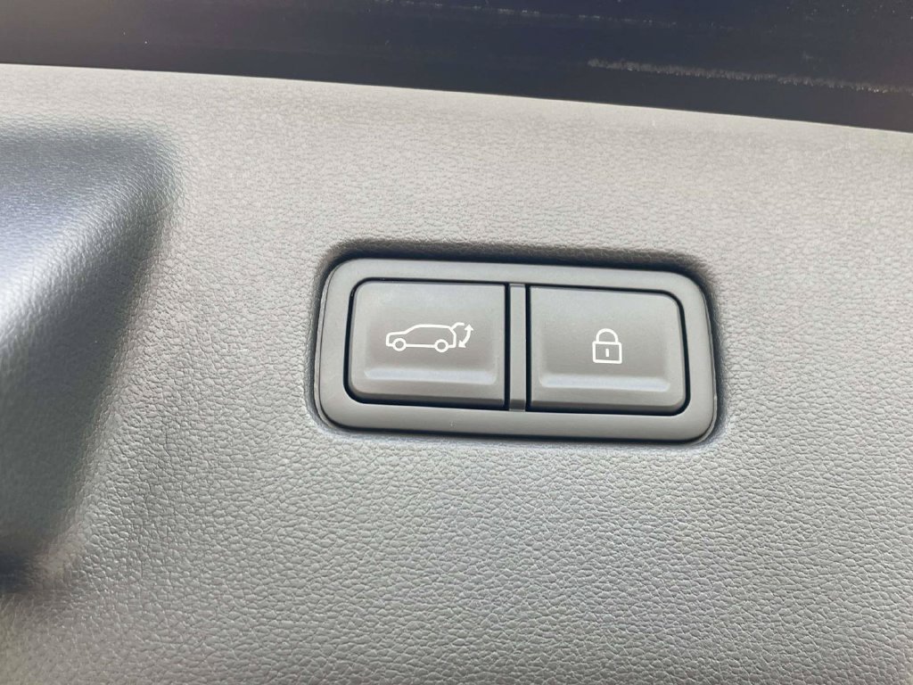 Used 2026 Hyundai Palisade Limited FWD image 30