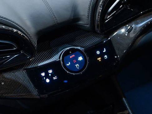Certified 2025 Ferrari Purosangue AWD/4WD image 36