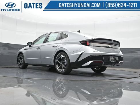Used 2025 Hyundai Sonata SEL image 40