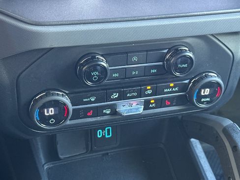 Used 2024 Ford Bronco Big Bend AWD/4WD image 19