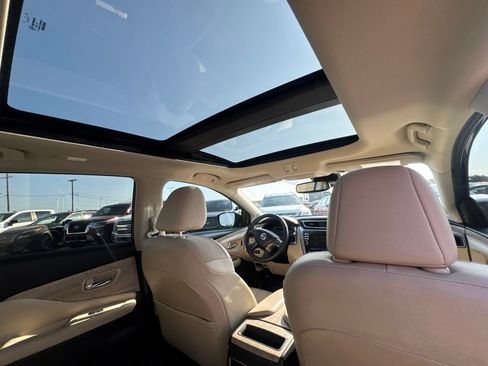 Used 2021 Nissan Murano SL w/ SL Moonroof Package FWD image 29