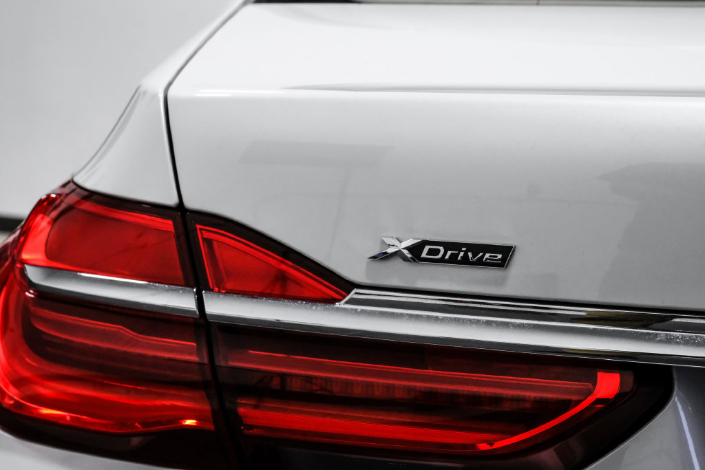 Used 2016 BMW 750i xDrive AWD/4WD image 75