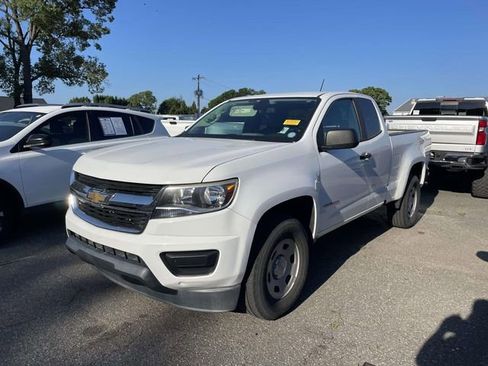 Used 2017 Chevrolet Colorado W/T RWD image 3
