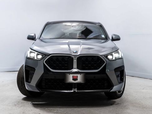 Used 2025 BMW X2 xDrive28i AWD/4WD image 10