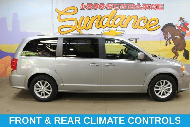Used 2019 Dodge Grand Caravan SXT FWD image 1