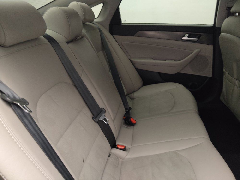 Used 2015 Hyundai Sonata Sport w/ Option Group 03 FWD image 19