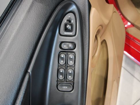 Used 1994 Ford Mustang GT RWD image 6