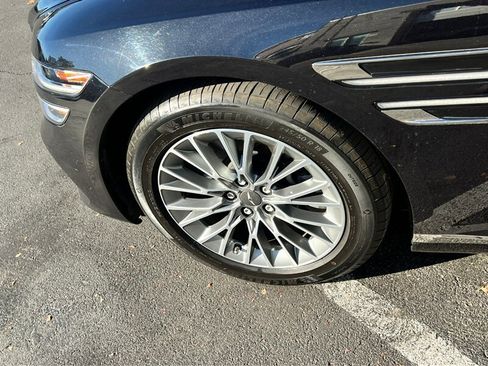 Used 2023 Genesis G80 2.5T image 13