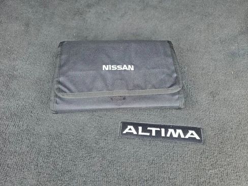 Used 2019 Nissan Altima 2.5 SR FWD image 42