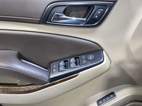 Used 2019 Chevrolet Tahoe LT RWD image 23