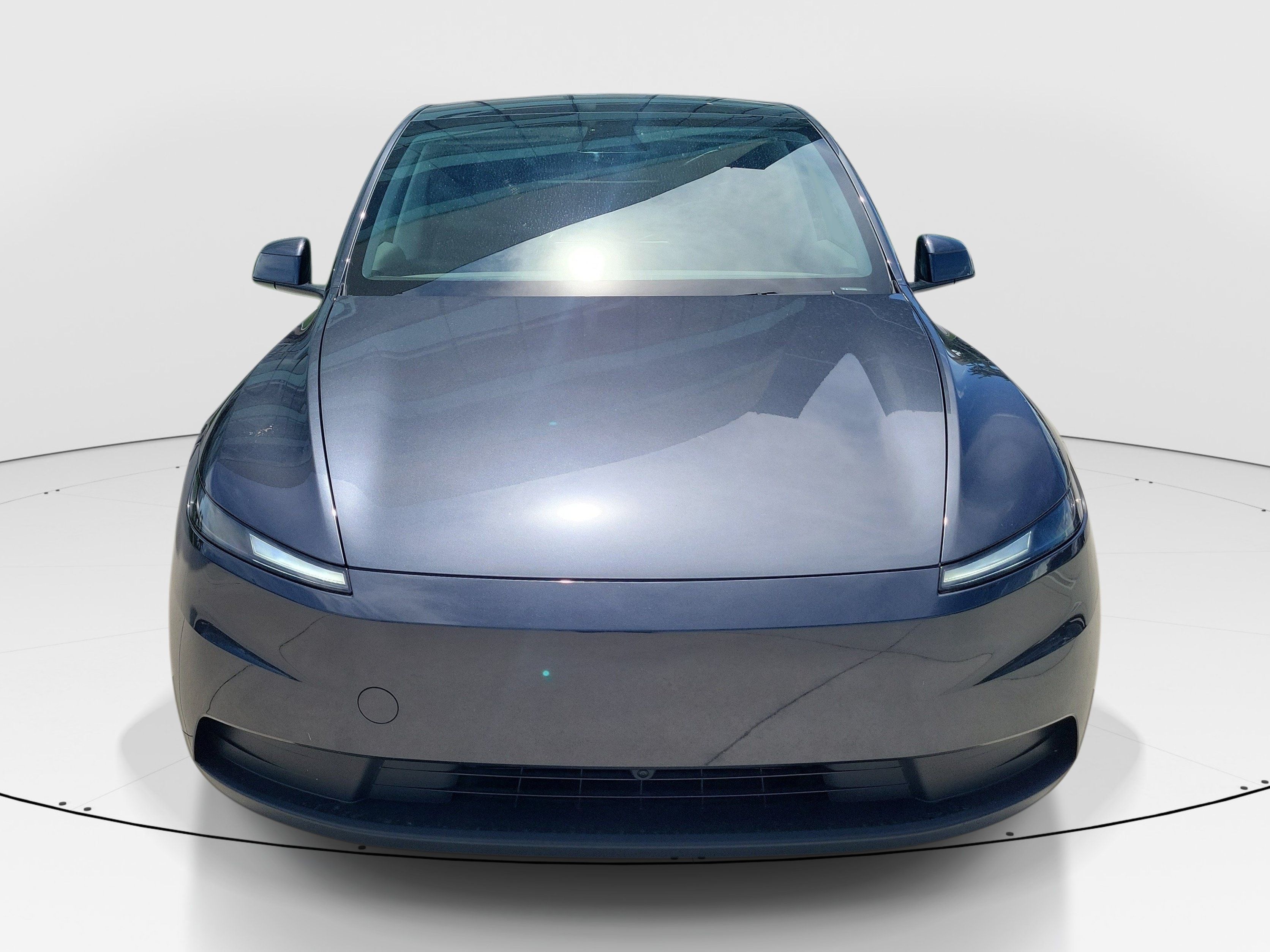 Used 2026 Tesla Model Y 2WD image 3