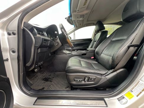 Used 2015 Lexus ES 350 image 11