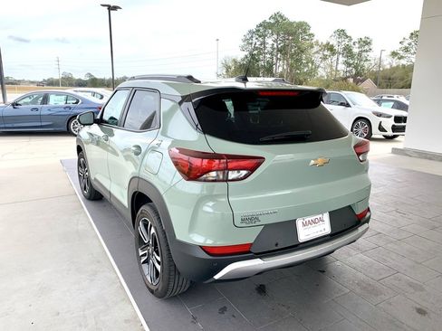 Used 2025 Chevrolet TrailBlazer LT w/ Convenience Package image 7