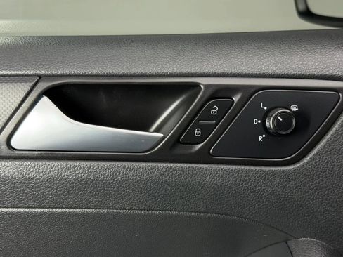 Used 2016 Volkswagen Jetta S FWD image 26