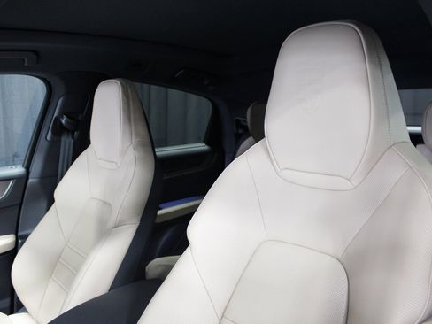 New 2026 Porsche Cayenne S image 5