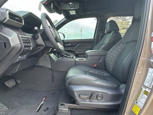 New 2026 Toyota Tacoma TRD Off-Road image 12