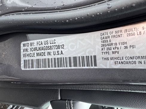 New 2025 Jeep Grand Cherokee L Altitude image 32