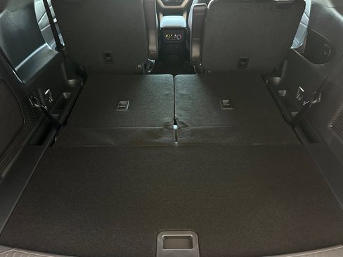 New 2026 Ford Explorer Platinum RWD image 15