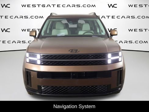 Used 2025 Hyundai Santa Fe Calligraphy AWD/4WD image 2