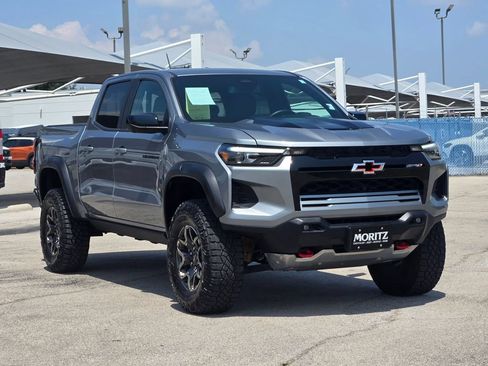Certified 2024 Chevrolet Colorado ZR2 w/ ZR2 Convenience Package III AWD/4WD image 3