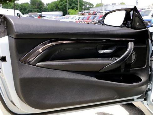 Used 2016 BMW M4 Coupe RWD image 22
