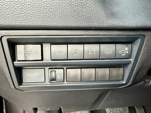 Used 2025 Toyota Tundra SR5 w/ SR5 Convenience Package AWD/4WD image 35