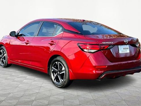 Used 2024 Nissan Sentra SV image 4
