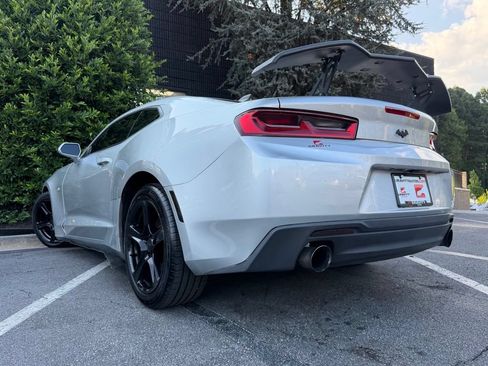 Used 2018 Chevrolet Camaro LT RWD image 20