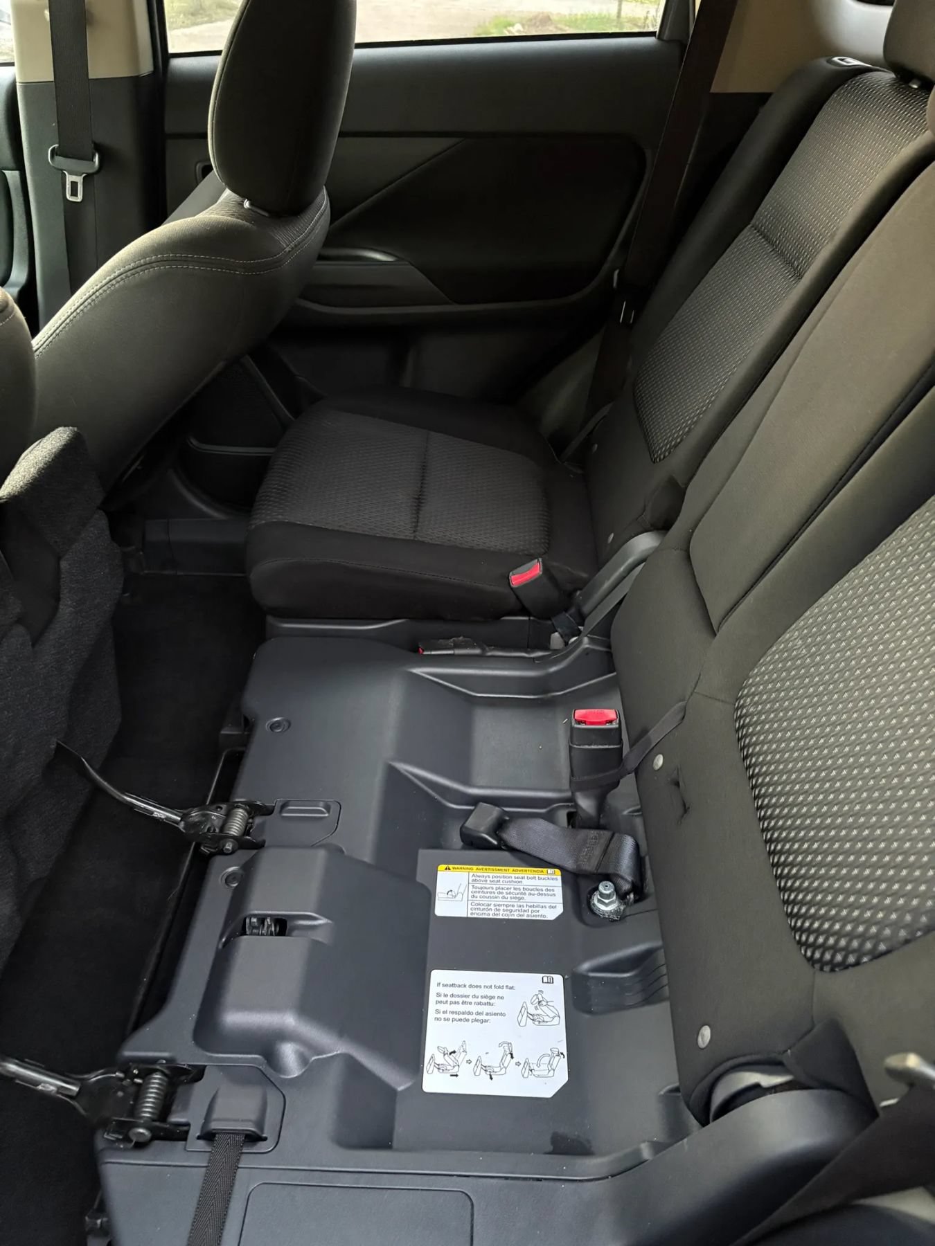 Used 2018 Mitsubishi Outlander ES AWD/4WD image 20