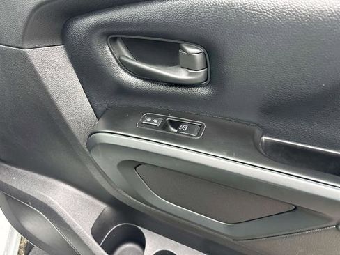 Used 2019 Nissan Titan S w/ S Utility Package image 13